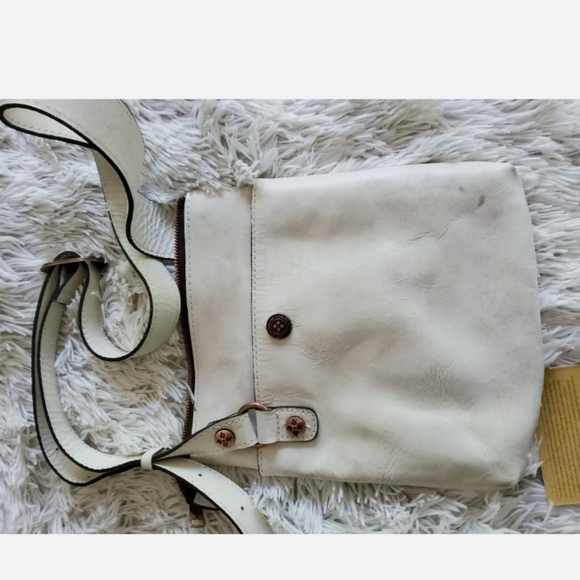 SOLD Patricia Nash leather purse - Picture 2 of 6